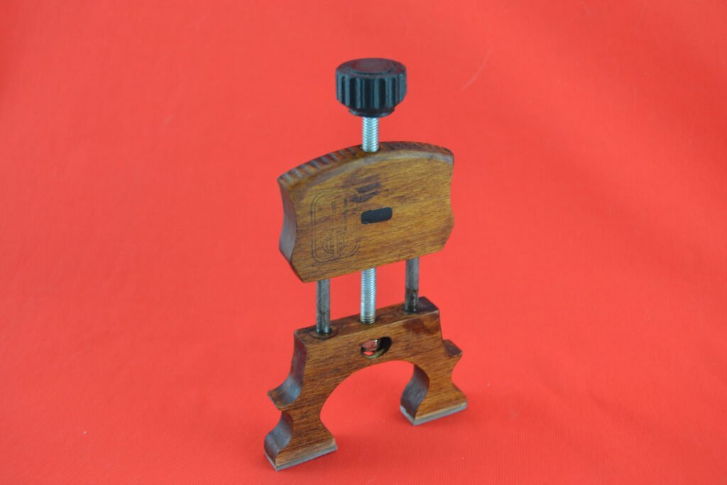 Cello strings lifter/ holder updated