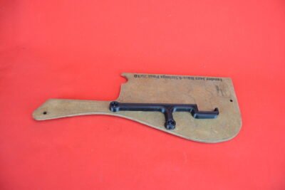 Thumb rest for Fender Jazz 4 post 2010 (M-10)