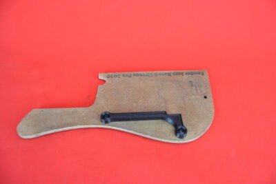 Thumb rest for Fender Jazz 4 pre 2010 (M-2)
