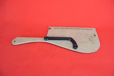 Thumb rest for Fender Jazz V post 2010 (M-2)