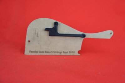 Thumb rest for Fender Jazz V post 2010 (M-8)