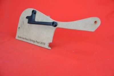 Thumb rest for Fender Jazz V post 2010 (M-8)