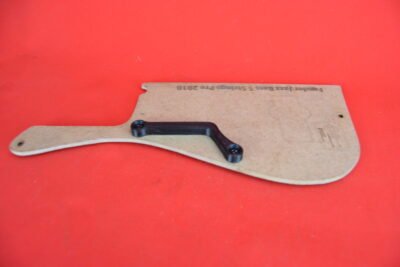 Thumb rest for Fender Jazz V pre 2010 (M-2)