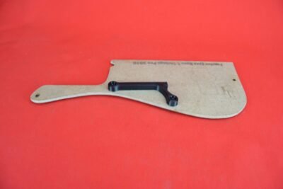 Thumb rest for Fender Jazz V pre 2010 (M-8)
