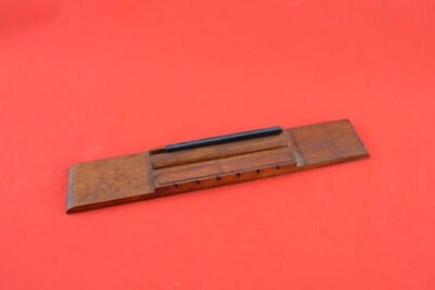 Classic guitar bridge-new version