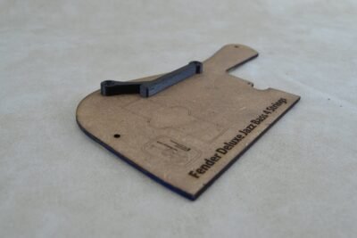 Thumb rest for Fender Deluxe bass 4 (M-3)