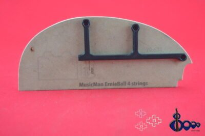 Thumb rest for MusicMan ErnieBall 4 (M-1)