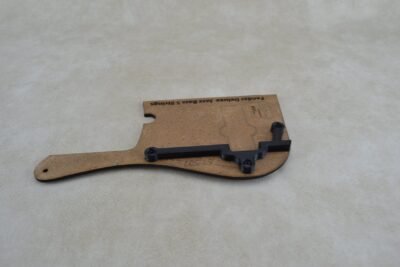 Thumb rest for Fender Deluxe  bass V (M-7)