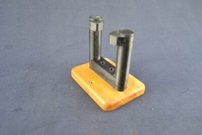 Guitar wall mount - Plastic/Wood model