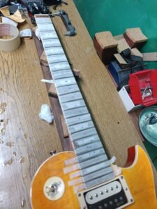Guitar LP - 4