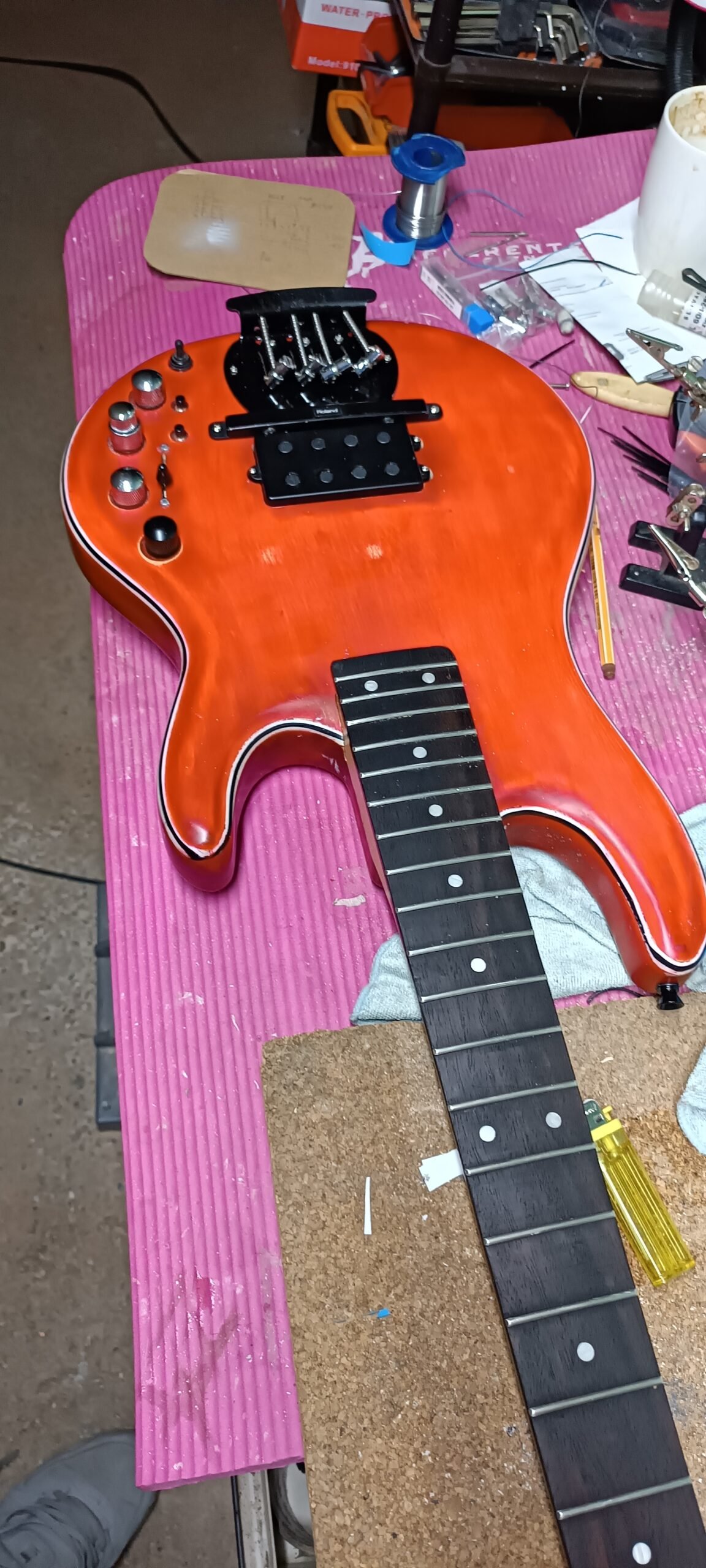 Stingray Bass Build – Custom Bass Guitar Project with Roland GK3 25 Bridge mounting