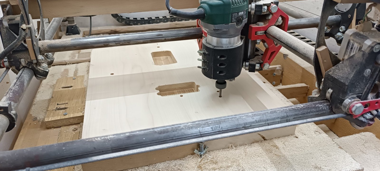 Stingray Bass Build – Custom Bass Guitar Project with Roland GK3 4 Tonewood glue-up