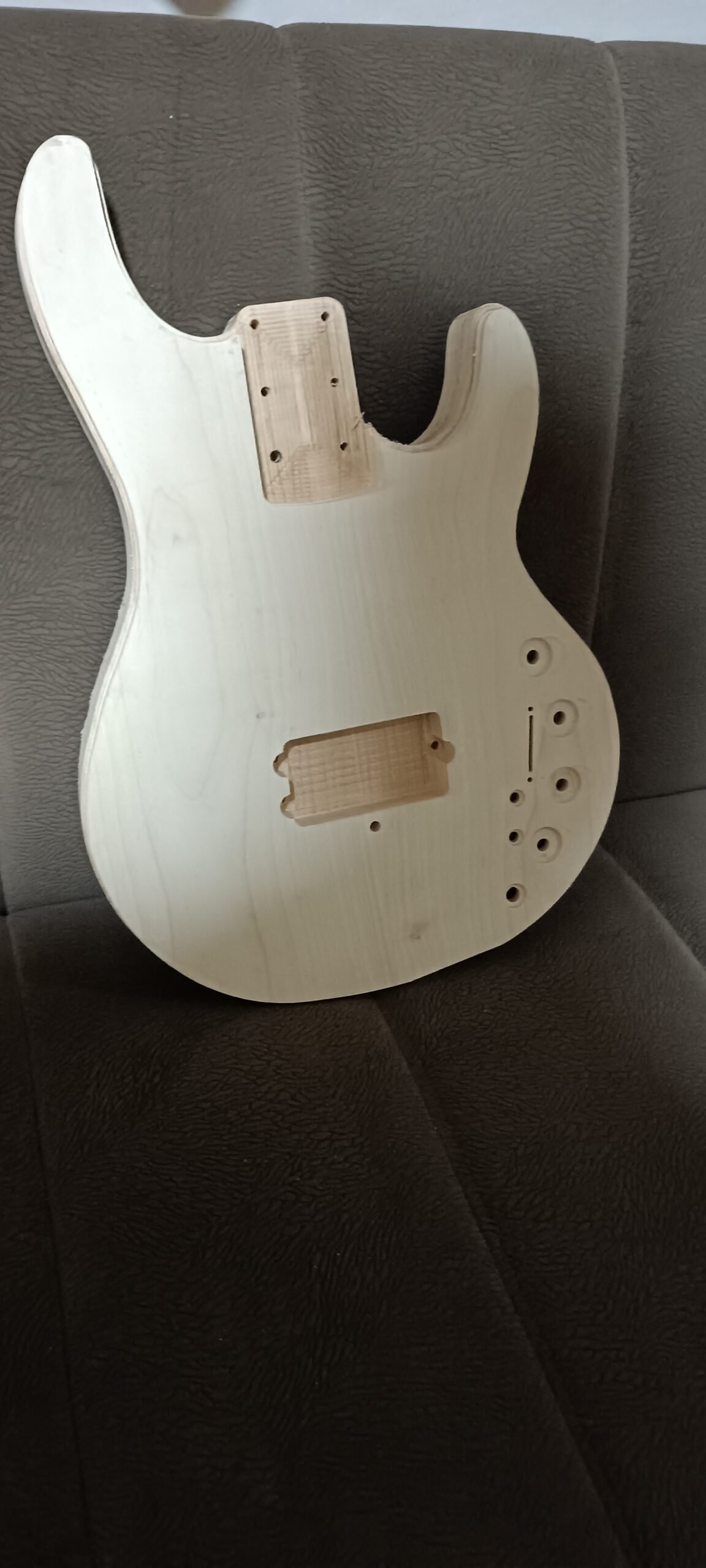 Stingray Bass Build – Custom Bass Guitar Project with Roland GK3 6 CNC contour routing