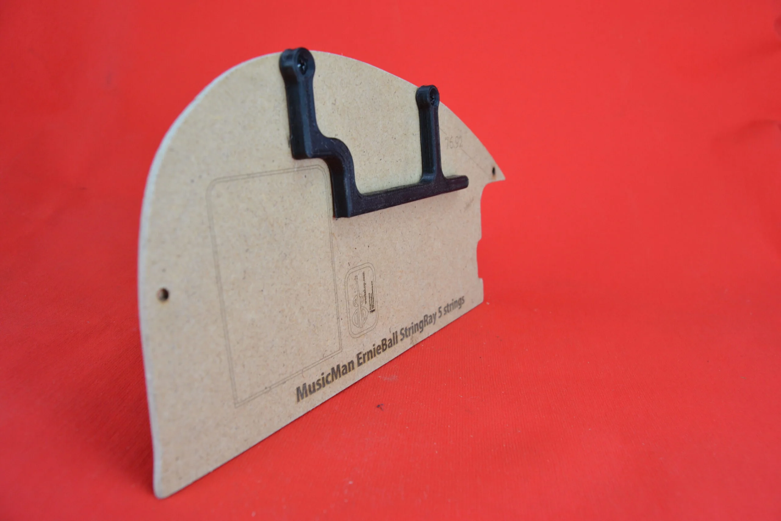 thumb-rest-for-music-man-stringray-5-m-4-1