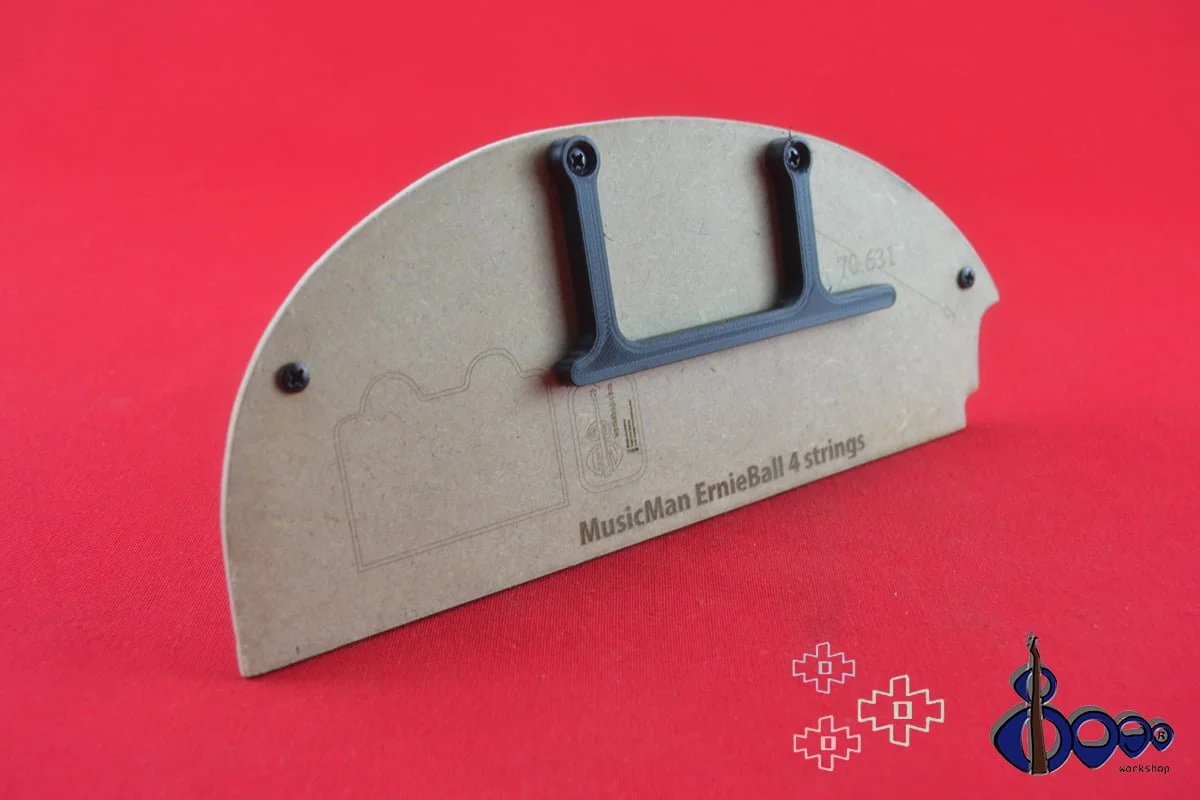 Thumb rest for MusicMan ErnieBall 4 (M-4)